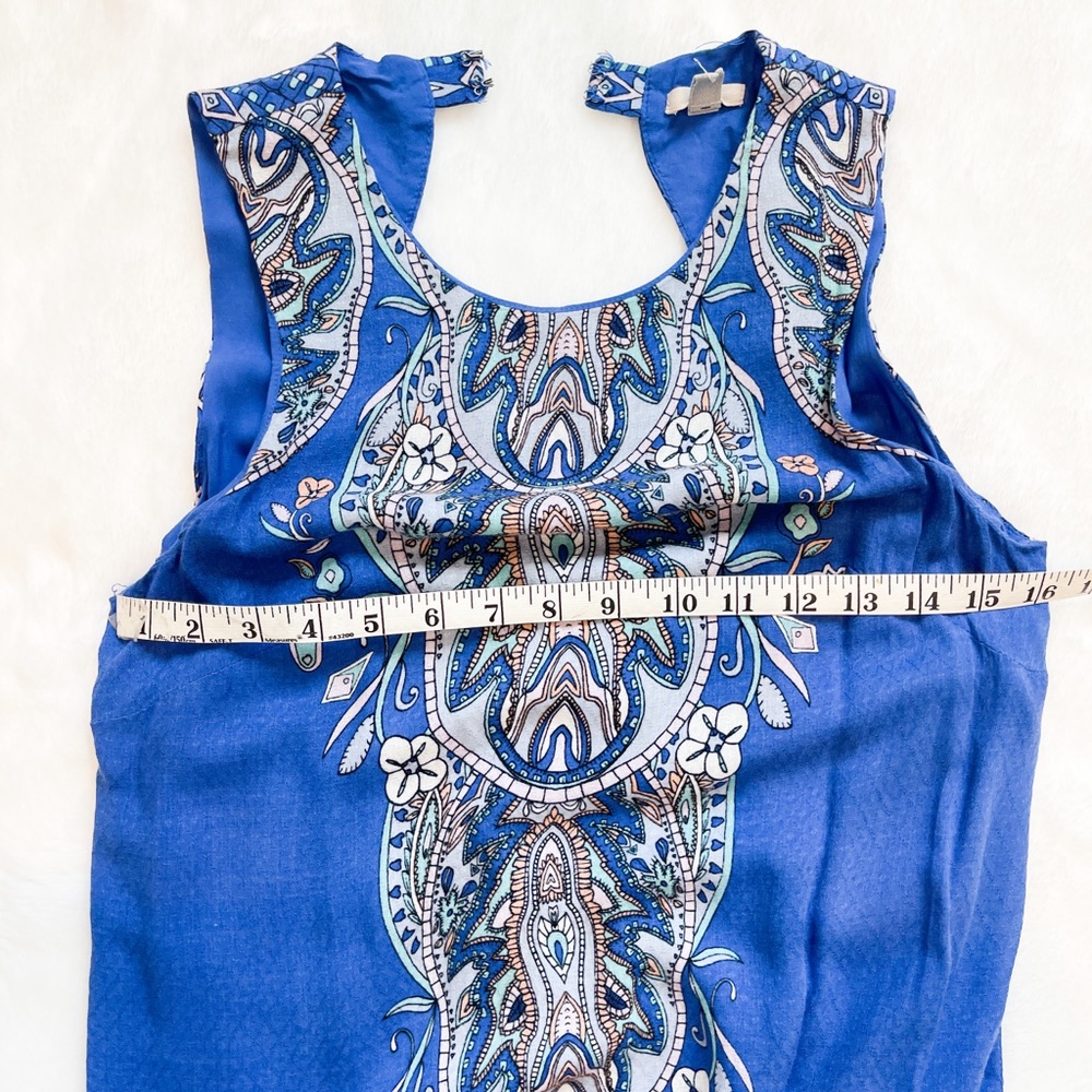 Dress - Picture 5 of 7